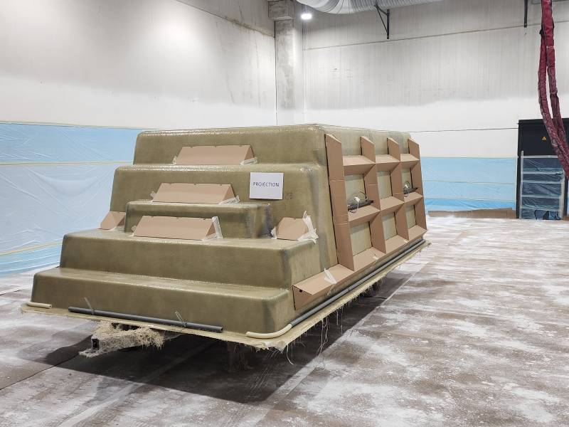 Séminaire NEPTUNE PISCINES USINE à la Fare les Olivier 2025.Presentation de la nouvelle usine de production de piscines coque polyester