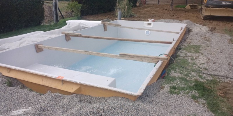 Lac du Bourget coque polyester france,haute Garonne.