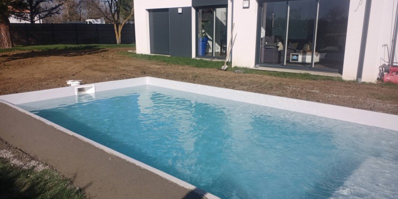 Lac du Bourget coque polyester france,haute Garonne.