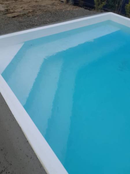 Installation complète de piscine coque APPY à prix compétitif à Saint-Élix-le-Château