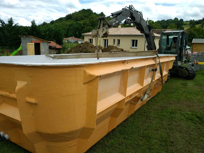 pose piscine coque polyester toulouse terrebasse