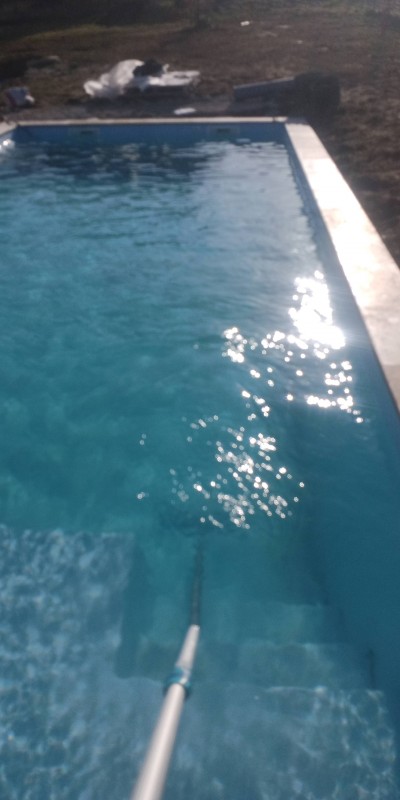 Piscine coque polyester Lac de Guery 9,10m x 3,80m à Castres